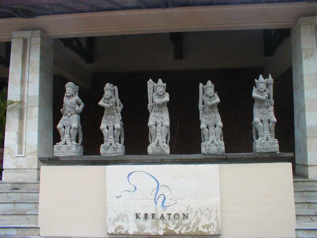 PB190300.JPG